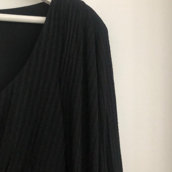 A.L.C. Denise Tee in Black - Picture 15 of 16